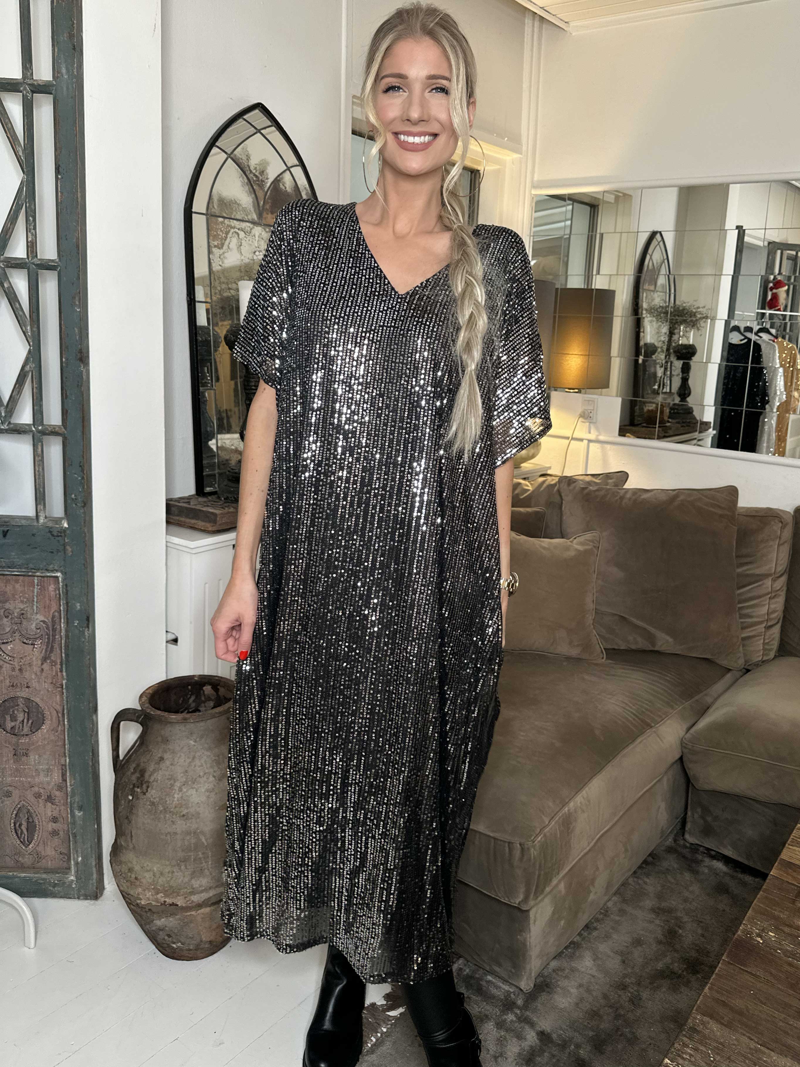 Azmina Long - Lang tunika i løs pasform med pailletter